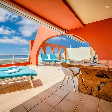 Afreen Playa Holiday home