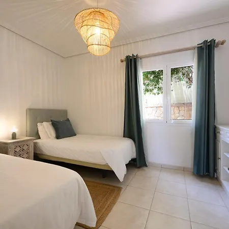 Afreen Playa Holiday home *